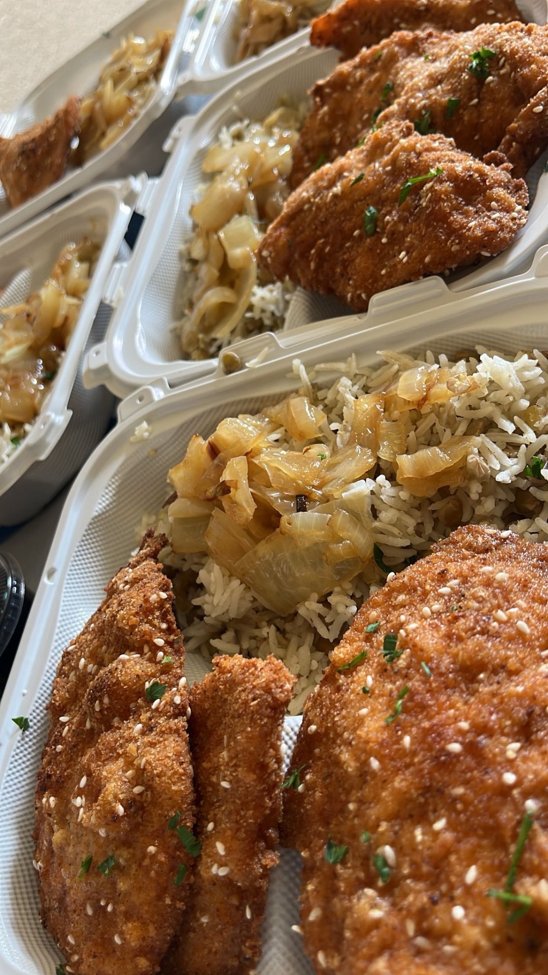 Schnitzel & rice meal trays
